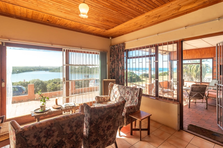 3 Bedroom Property for Sale in Boknesstrand Eastern Cape